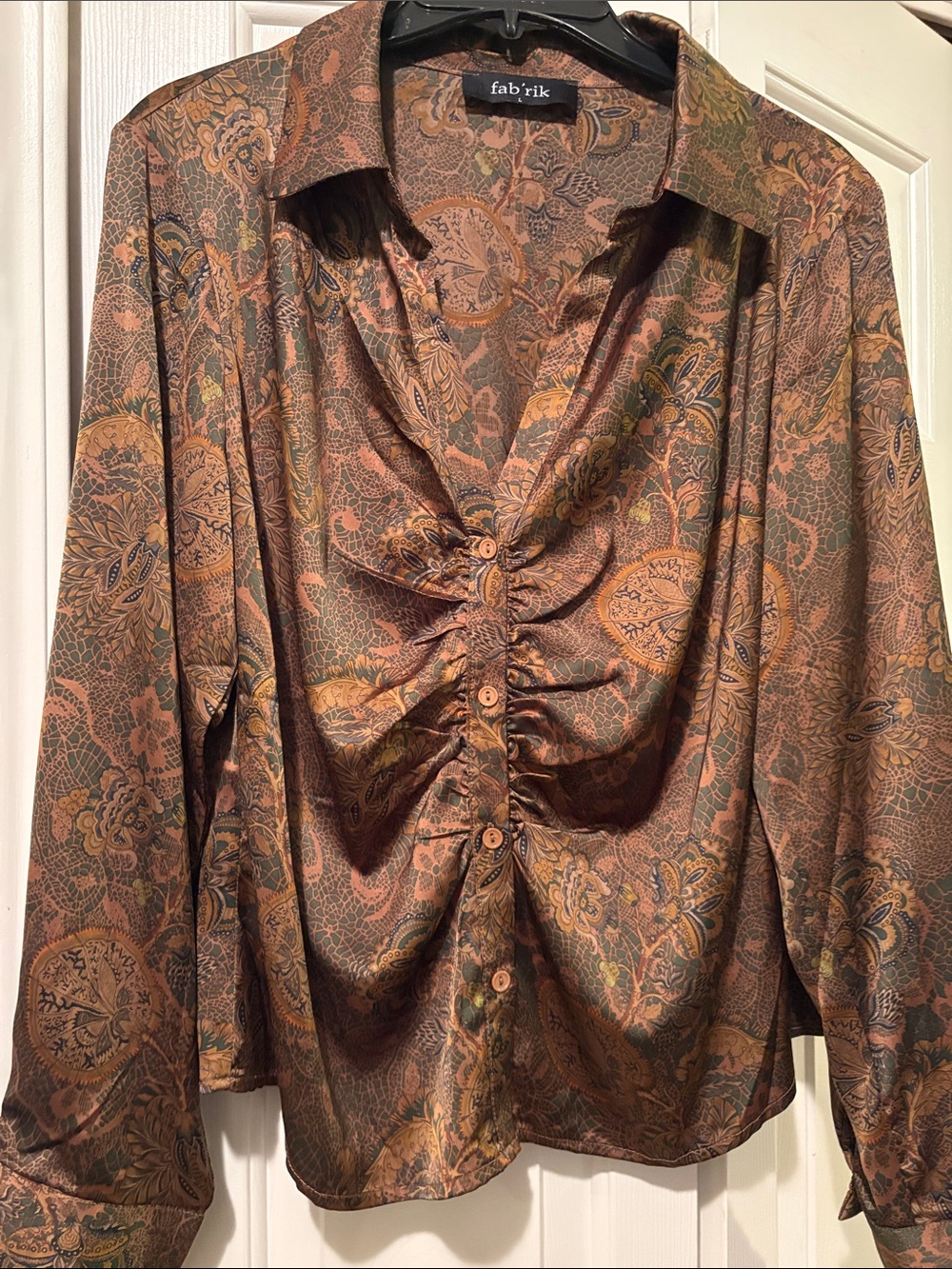 fab'rik Brown and Green Paisley Ruched Button-Front Top size L